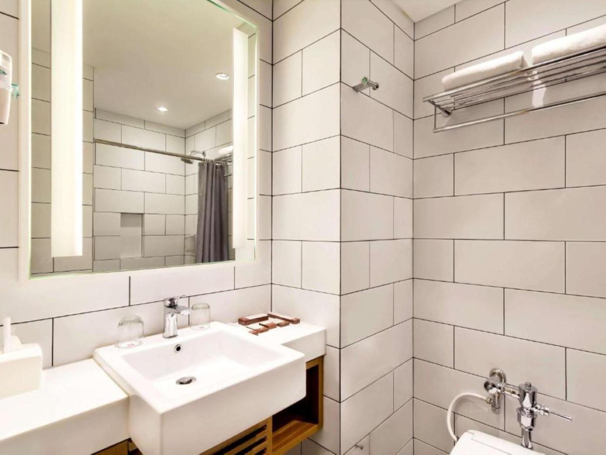 Horison Arcadia Wahid Hasyim Hotel Jakarta Luaran gambar